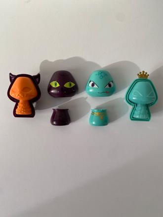 Monster high cross crescent & hisette,