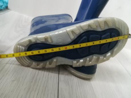 Gumáky, cena s poštovným, 26