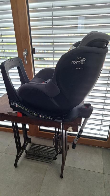 Britax römer autosedačka dualfix m i-size (61-105), britax