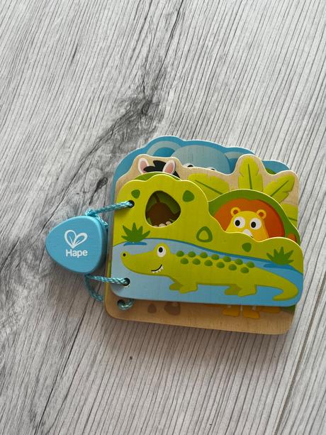 Hape baby knižka divočina, 