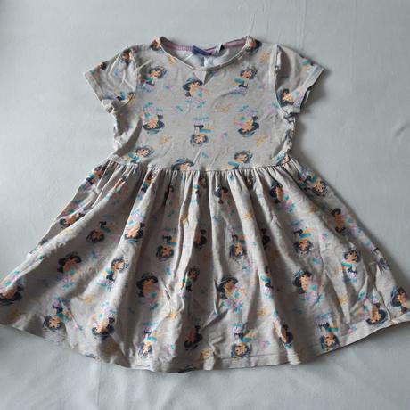 Dievcenske saty, 116