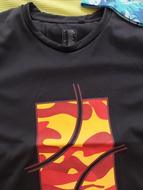 Balík chlapčenských tričiek, 140–152