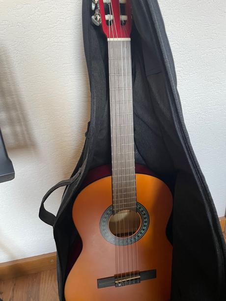 Klasická gitara stagg+ príslušentsvo, 