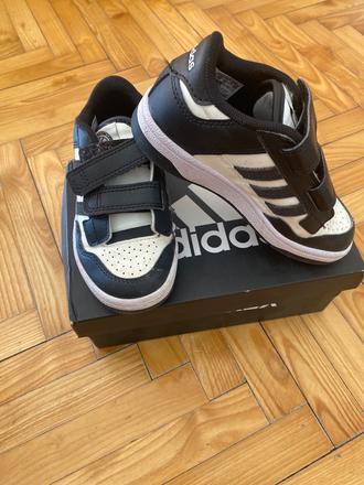 Tenisky, adidas,28