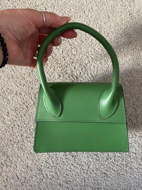 Mala kozena kabelka, 