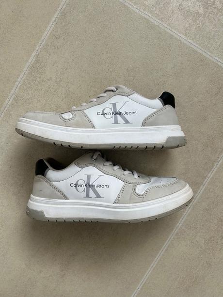 Tenisky calvin klein, 32