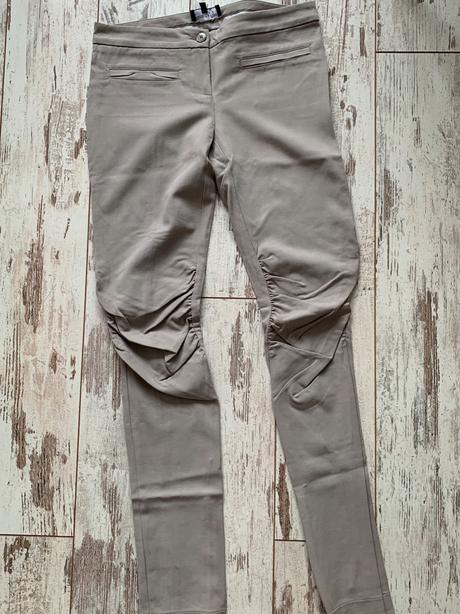 Znackove nohavice patriza pepe, s