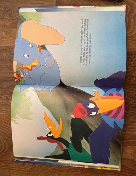 Disney knižky dumbo a popelka,