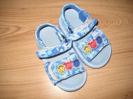 Sandálky vhodné aj ku vode, vnútorná dĺžka 13 cm, 21