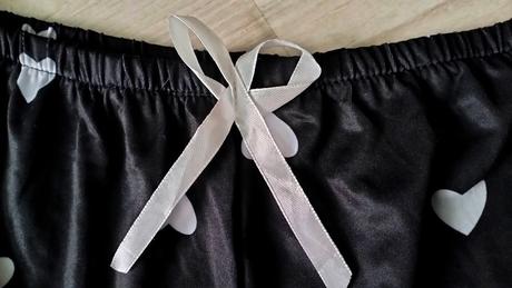 Krátke pyžamo zn.lunar, so srdiečkami, v. m/l, 36 - m