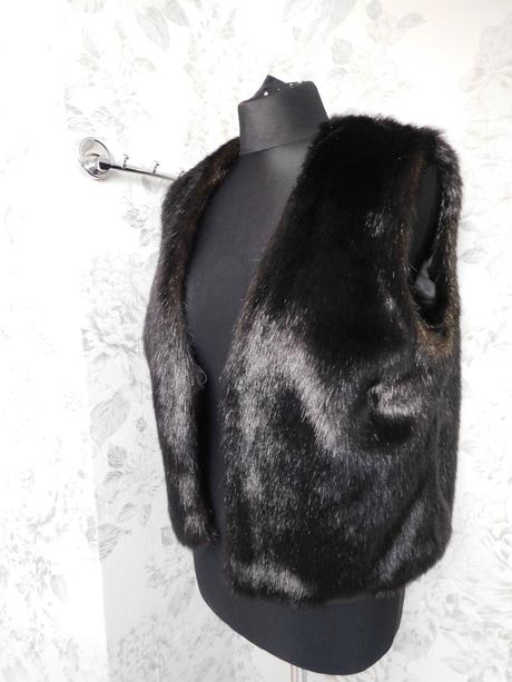 Damska vesta z umelej kožušiny, 38