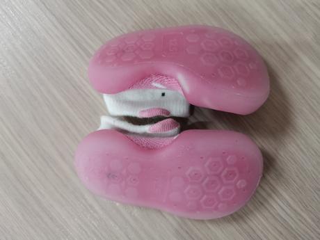 Papuce/topanky/capačky, <17