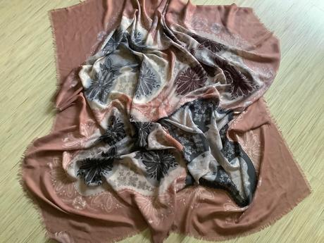 Krasna veľká šatka/p5,