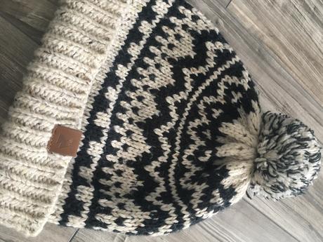 Čiapka s brmbolcom, 