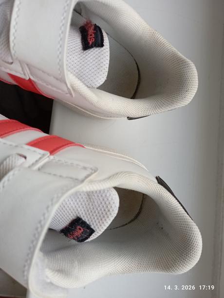 Tenisky biele + modré (už s poštovným), adidas,37