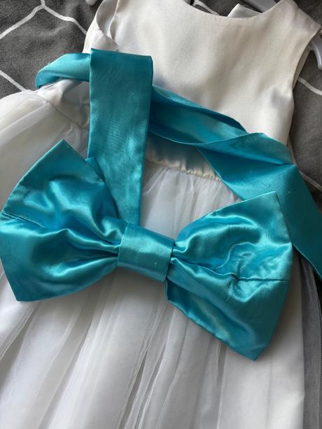 Spoločenské šaty, 56 / 74