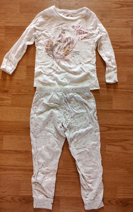 Dievcenske pyzamka, f&f,110