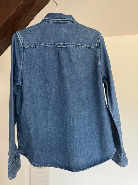 Riflová košeľa, 152