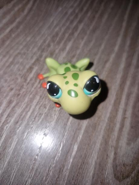 Littlest pet shop žabka, 