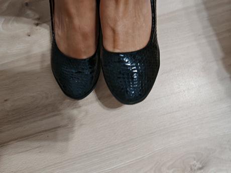 Kožené topánky 38 na klinovom opatku, 38