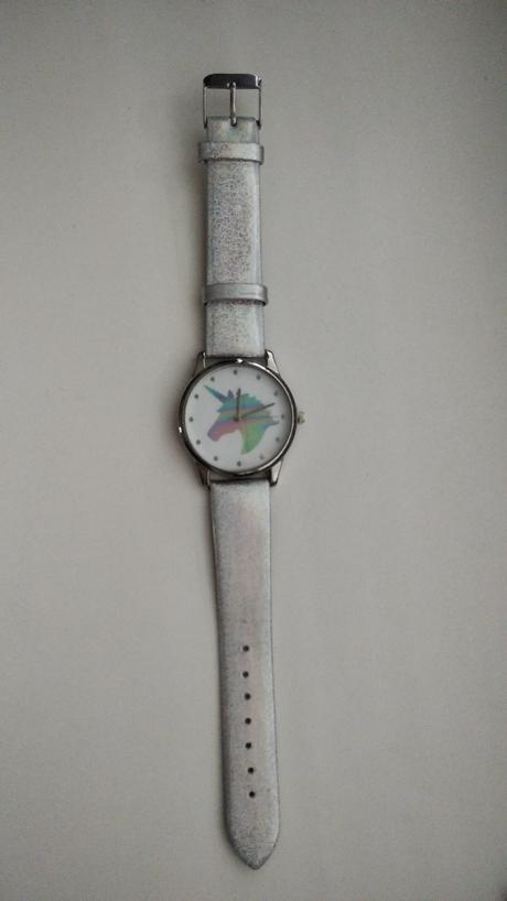 Strieborné hodinky s jednorožcom, sinsay