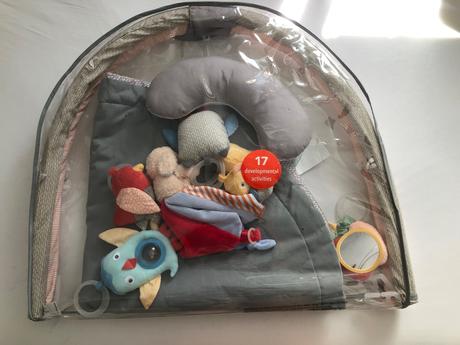 Skip hop hracia deka, 