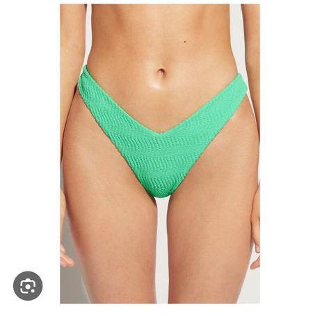 Dvojdielne plavky v čiernej farbe so štruktúrou, calzedonia,s