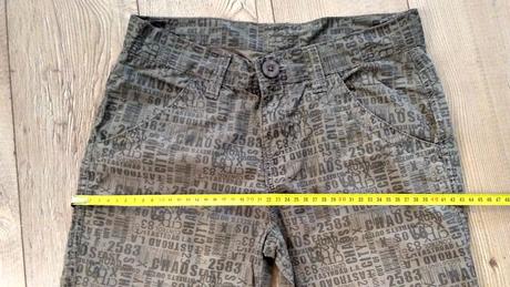 Chlapčenské kraťasy, 146