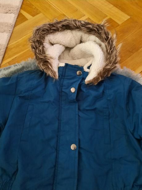 Pekný zimný kabát 134/140, kik,134