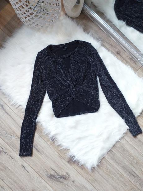 Čierny top s trblietkami, s