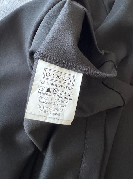 Omega čiene púzdrové šaty s čipkou, l