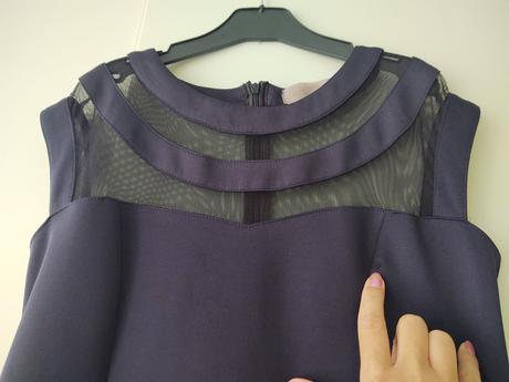 Spoločenské šaty, 42