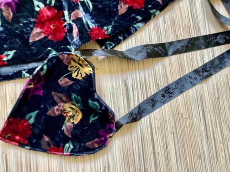 Zamatové saty 2+1napoly, 92