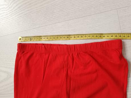 Červené pyžamo, lindex,122