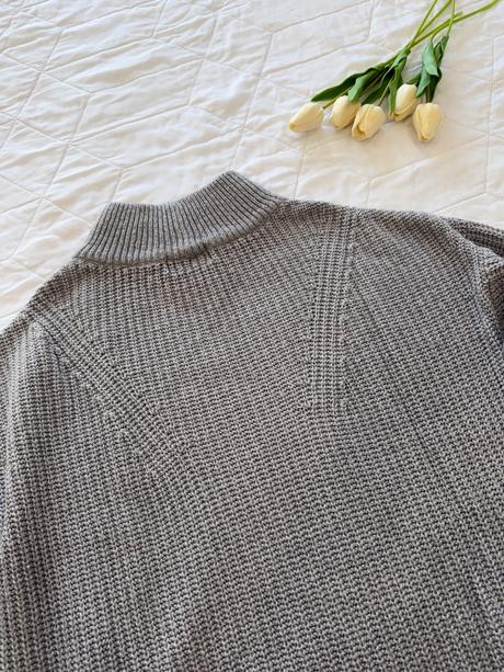 Laura scott sivý pletený sveter, l