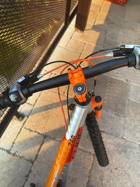 Bicykel cube, dema,24