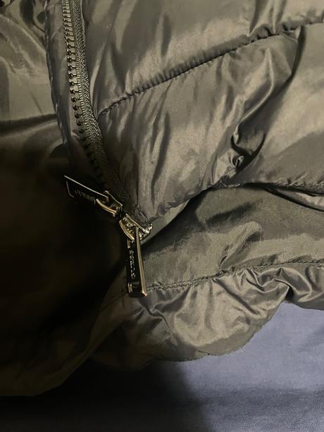 Guess páperová bunda, guess,s