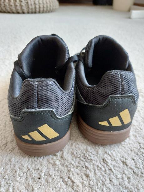 Halovky adidas, adidas,36