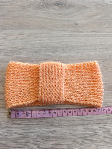 Dievčenská pletená čelenka, 