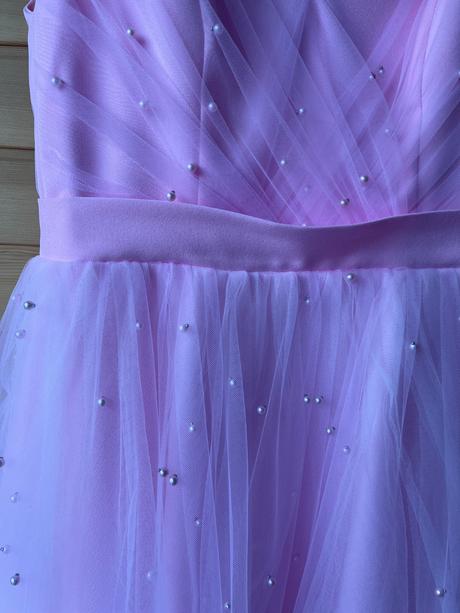 Slávnostne šaty, 38