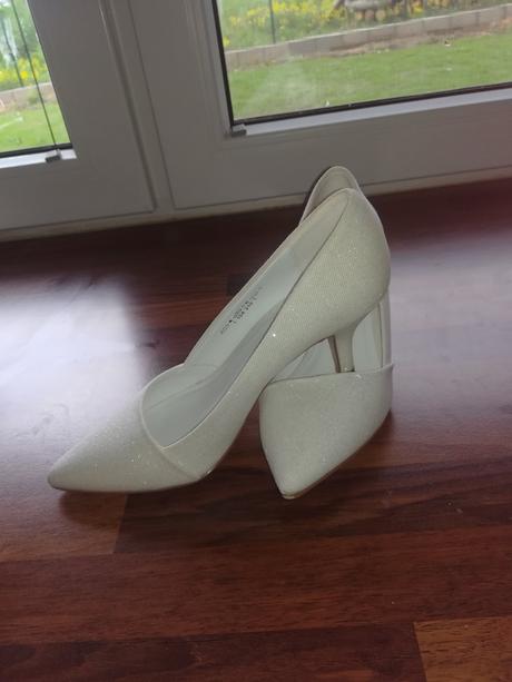 Ligotavé lodičky, graceland,35