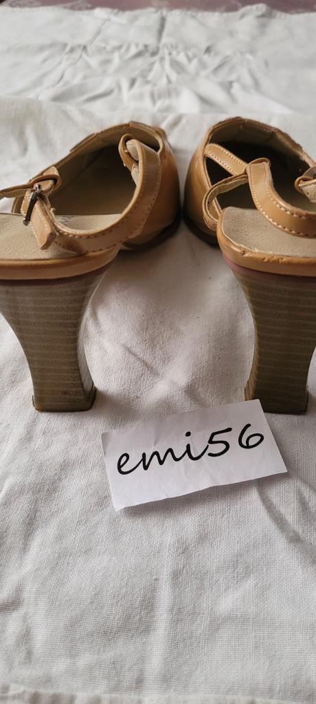 Sv. hnedé sandále, 39