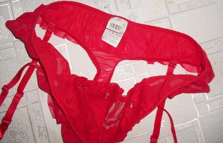 Luxusne s podvazkami odopinatelnymi tanga, l