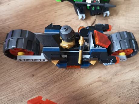 Lego nexo knights 72005 aaronova kuša,