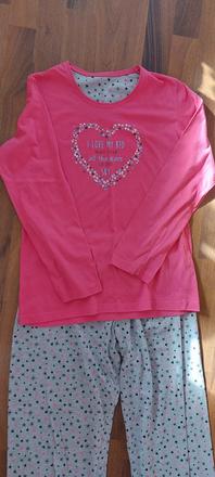 Pyzamo pre dievca, 140