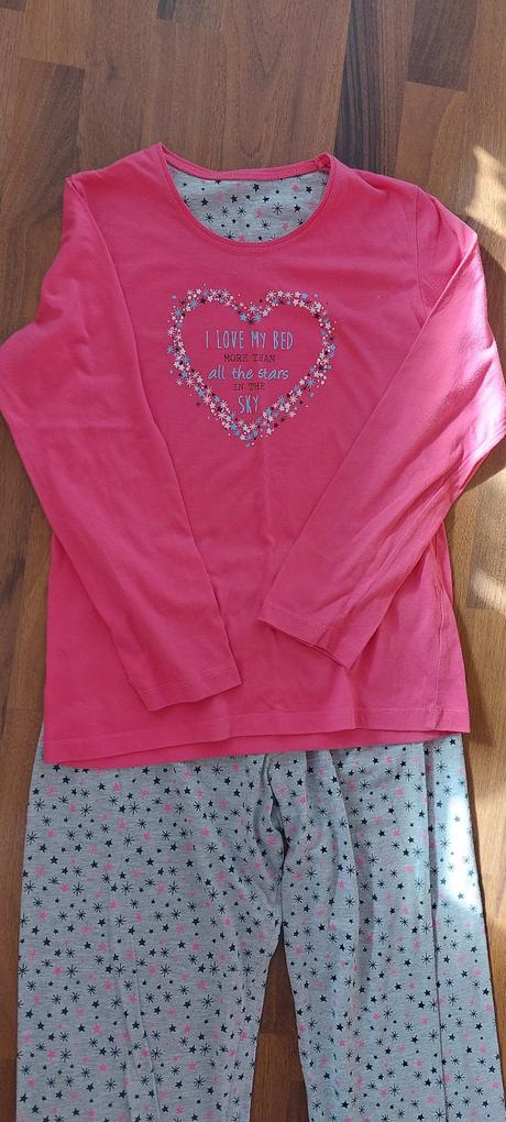 Pyzamo pre dievca, 140