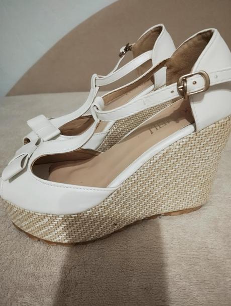 Sandále na platforme, 36