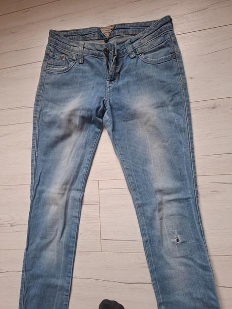 Krásne rifle bershka, bershka,38