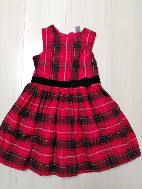 Saticky pre dievčatka červené karovane vel. 124, 134