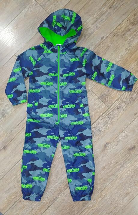 Šušťákovy overál, 116